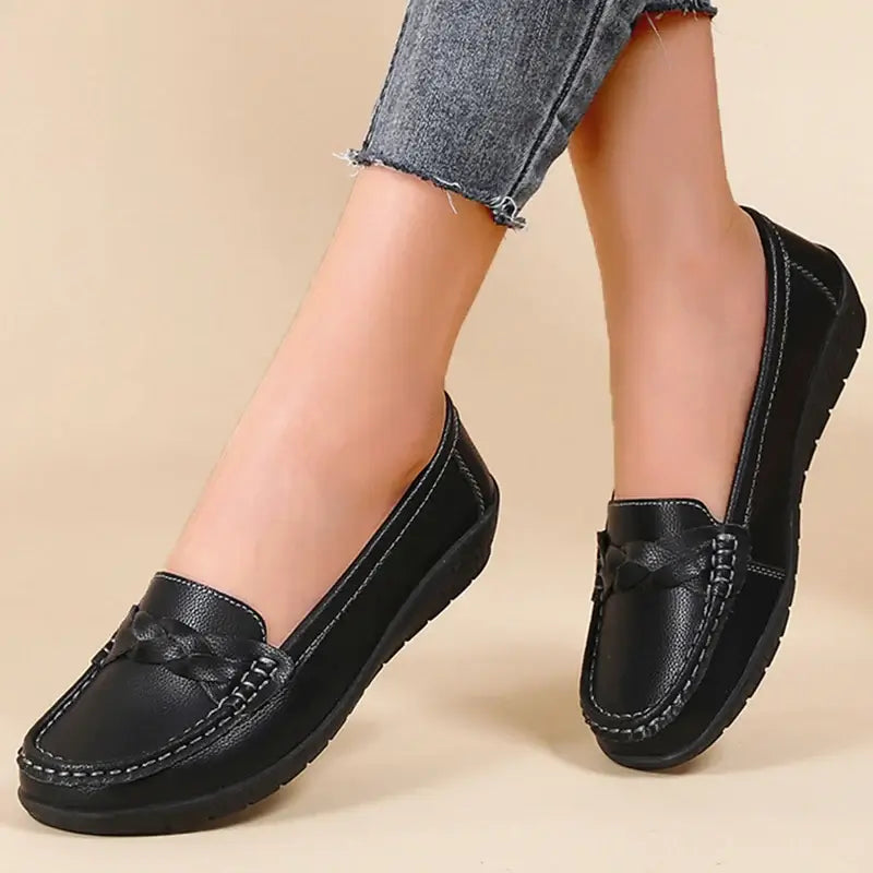 2025 Women’s Soft Leather Flat Shoes – Casual Loafers, Comfortable White Flats for Women