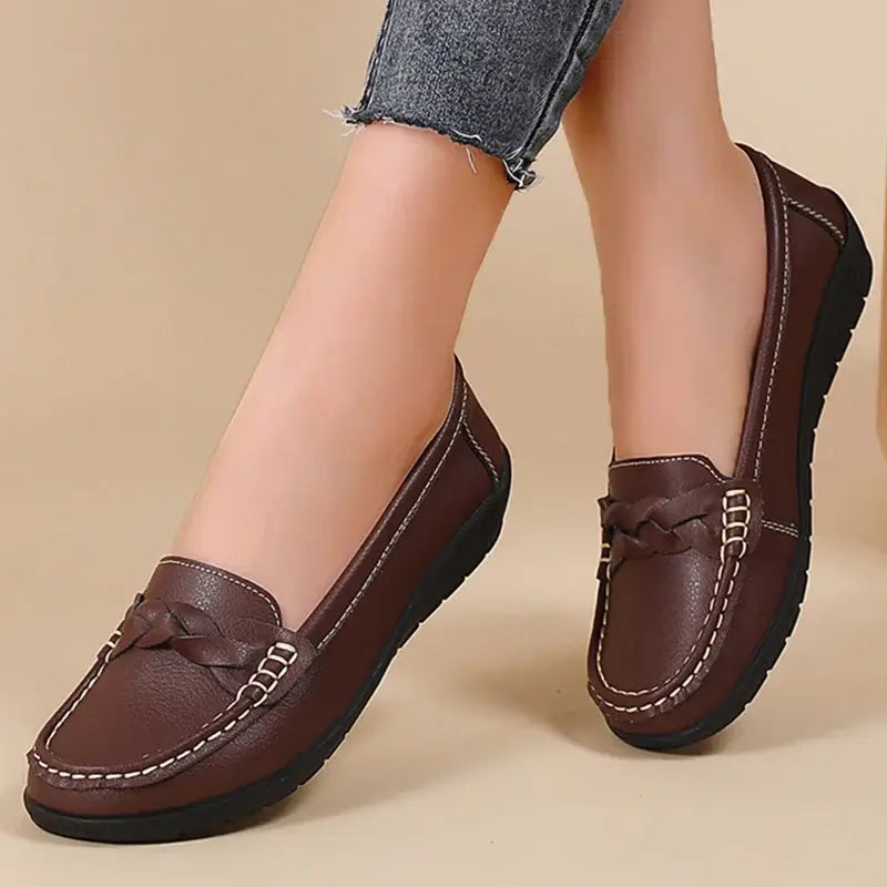 2025 Women’s Soft Leather Flat Shoes – Casual Loafers, Comfortable White Flats for Women